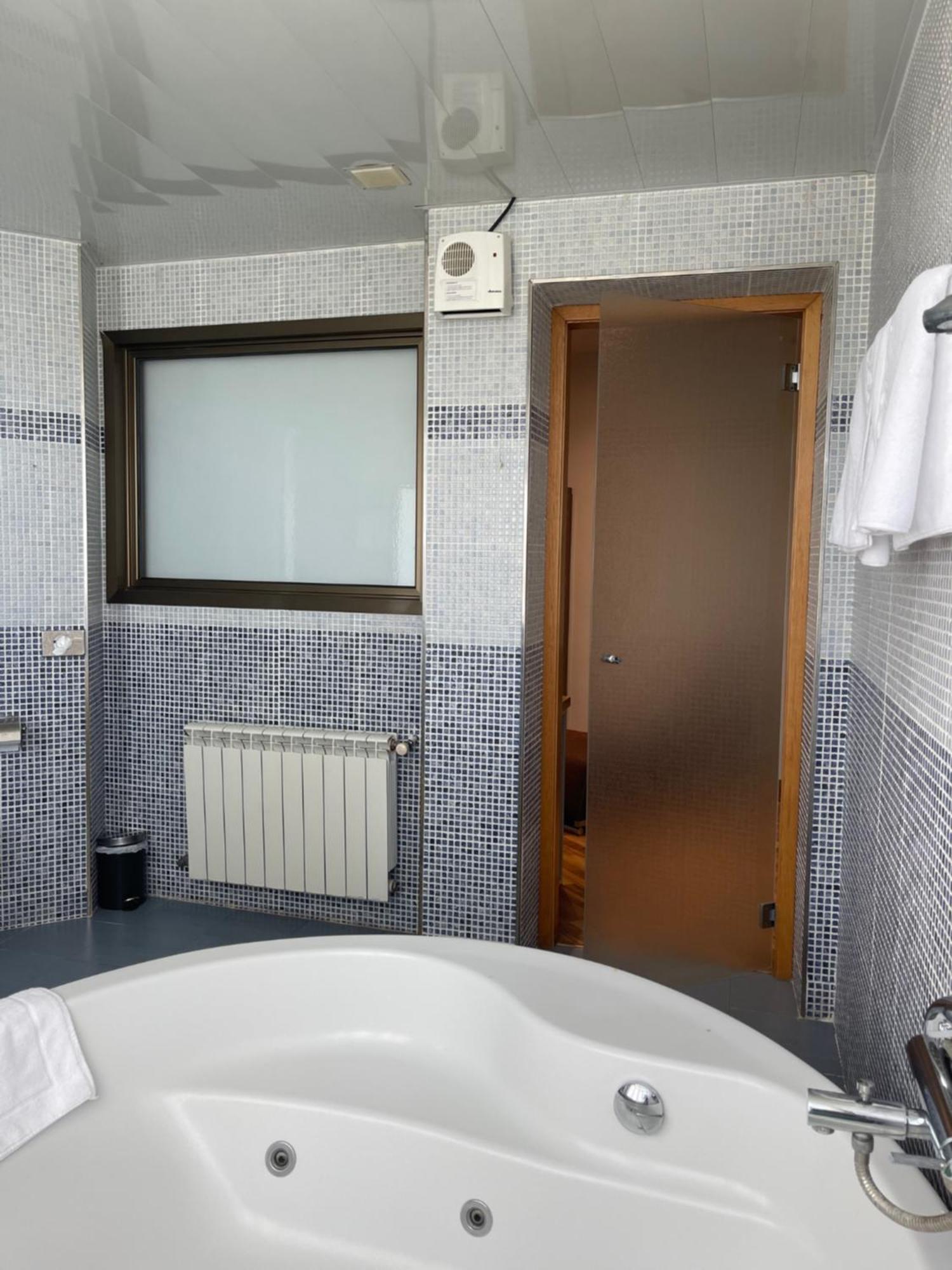 Hotel Bruc Kültér fotó